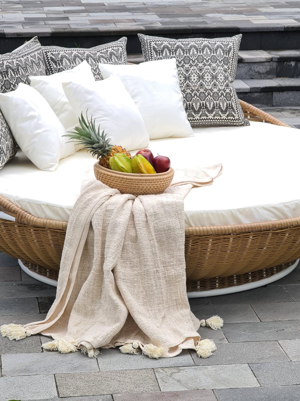 Klomp daybed by BaliSouk – boho furniture made in Bali