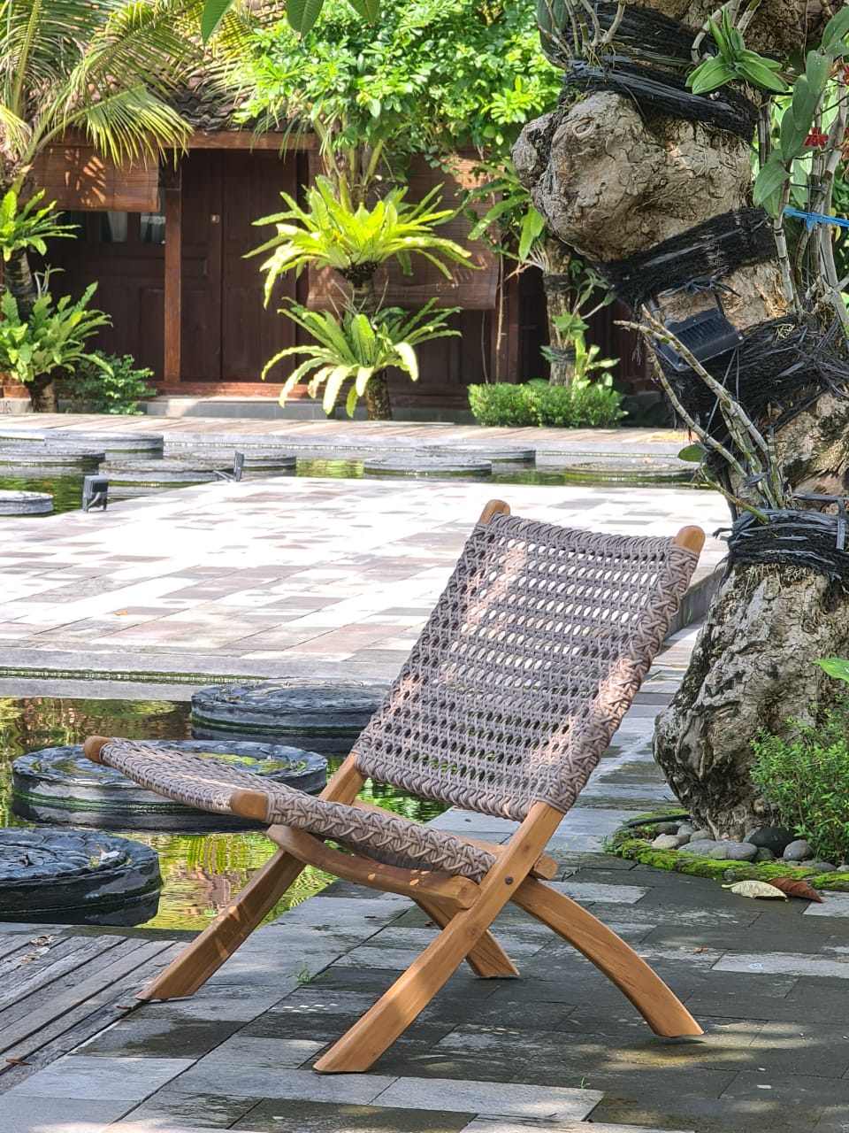 Denise folding chair, boho furniture handmade by Balinese artisans