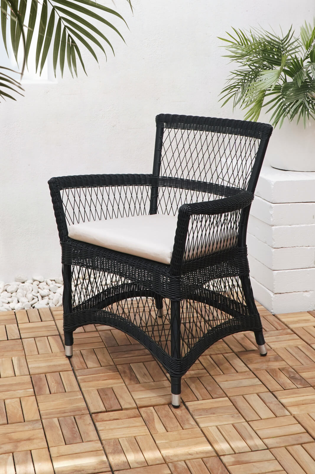 Bali Furniture – Zoja Dining Chair With Beige Cushion Seat