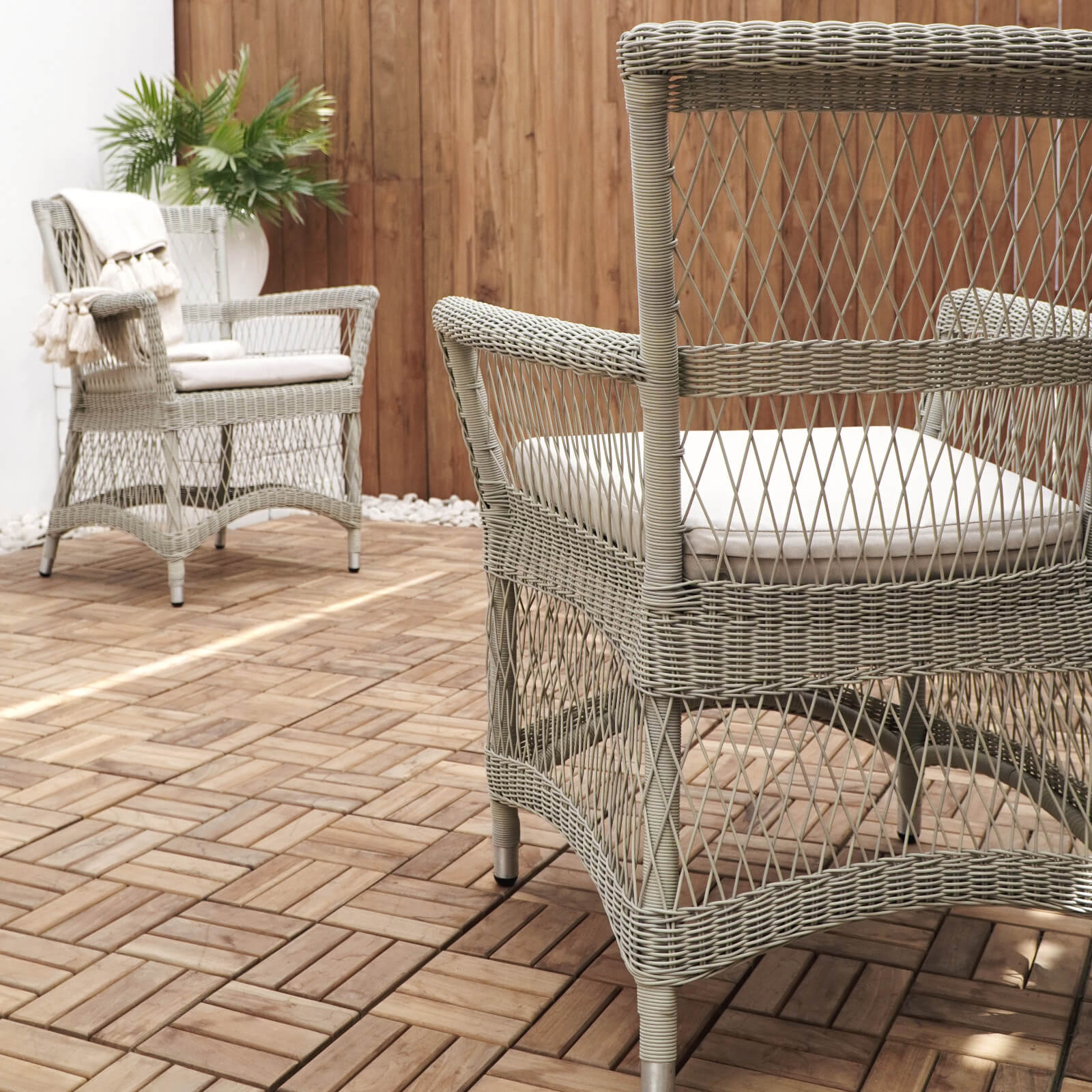 Bali Furniture – Zoja Dining Chair With Beige Cushion Seat