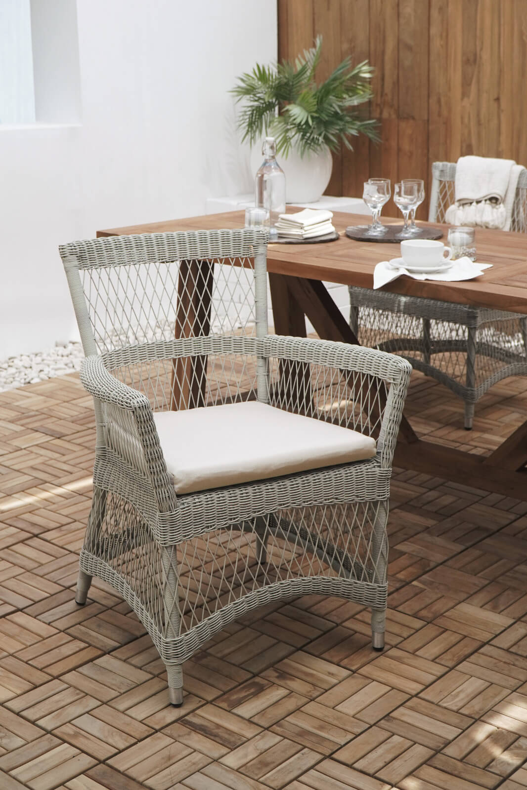 Bali Furniture – Zoja Dining Chair With Beige Cushion Seat – The Zoja Dining Chair With Beige Cushion