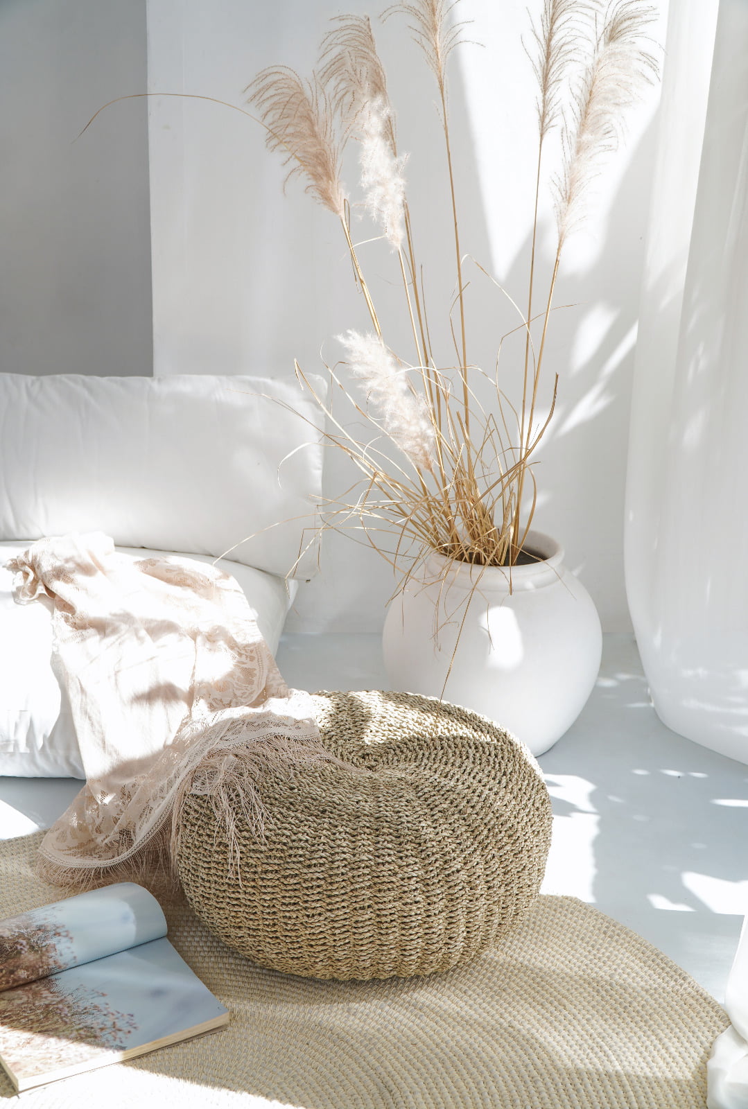 Seagrass stool – Tulum, natural natural materials in boho style