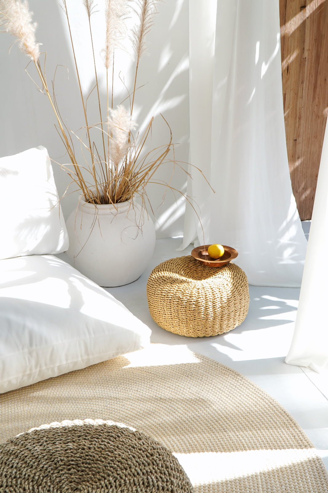 Seagrass stool Tulum – boho furniture, handwoven and handmade in Bali