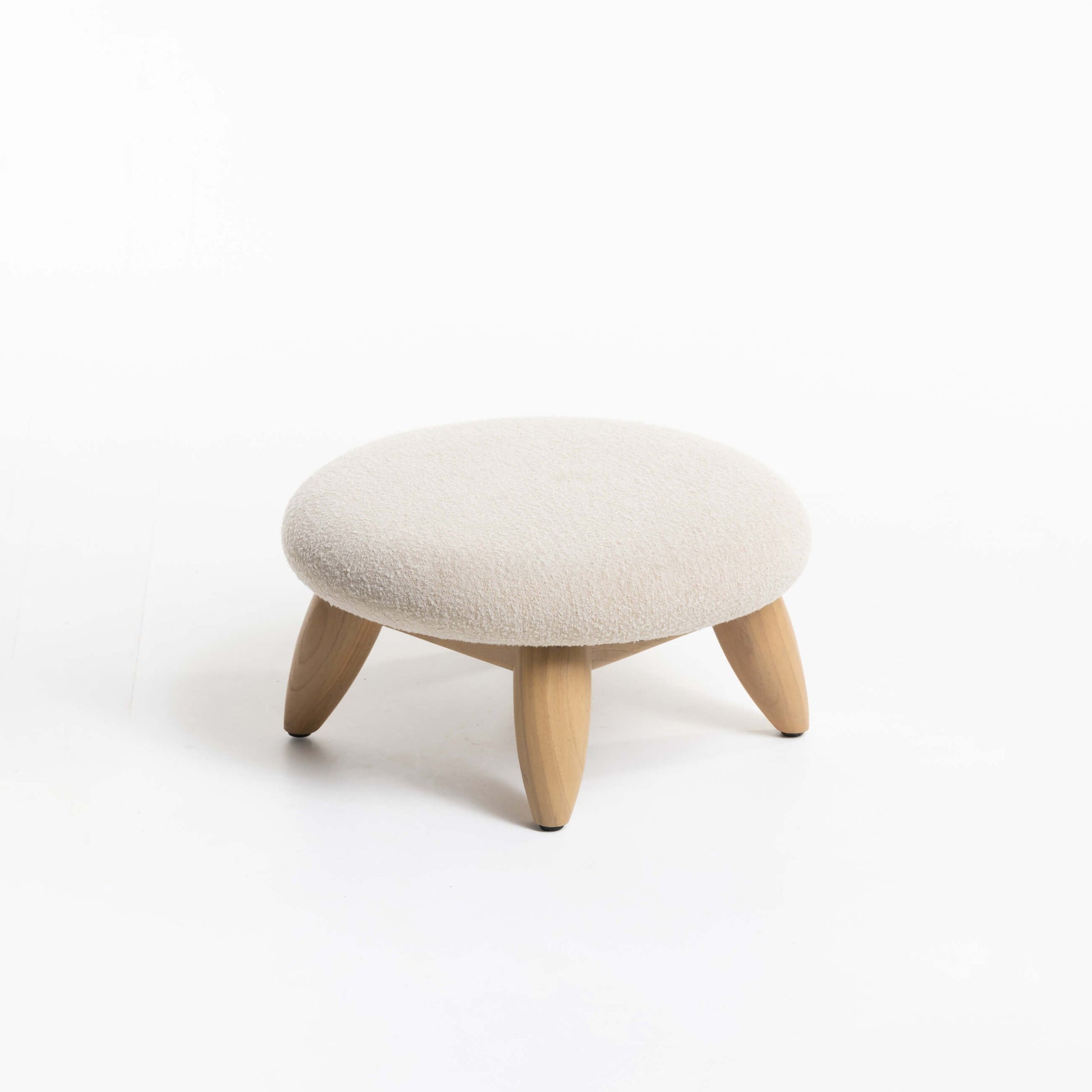 Bali Furniture – Stool – The Stool offers a calm, collected look 
